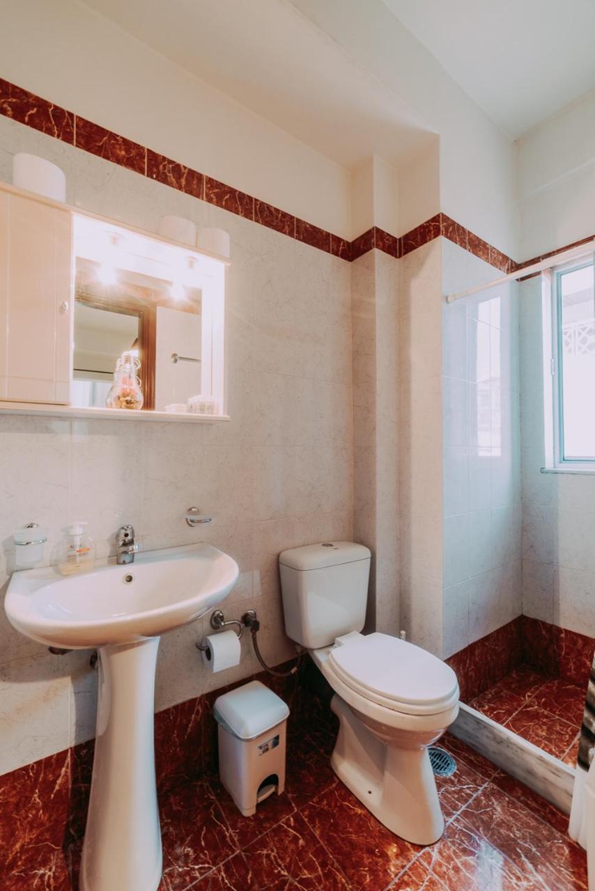 House In The Center Apartment Kalamata Exterior photo